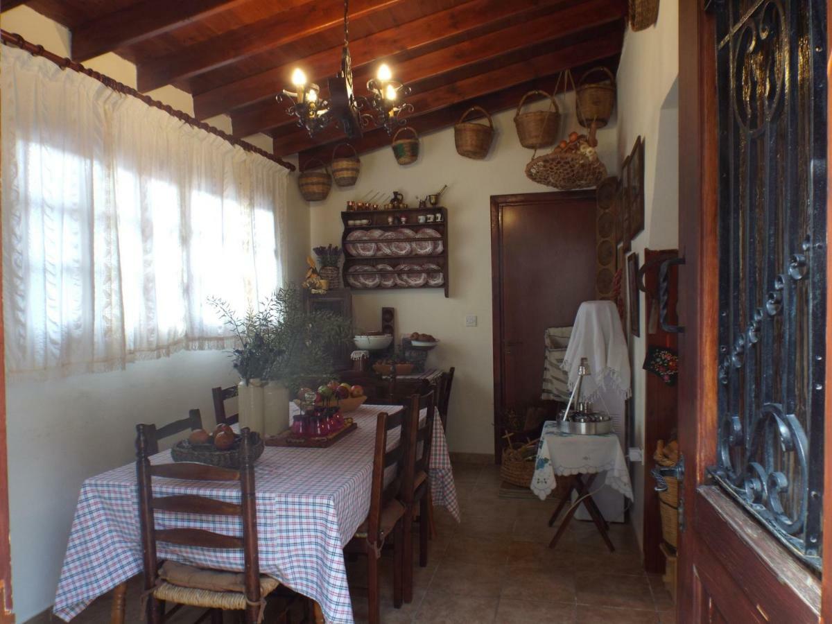 The Pomegranate'S House Villa Ephtagonia Dış mekan fotoğraf